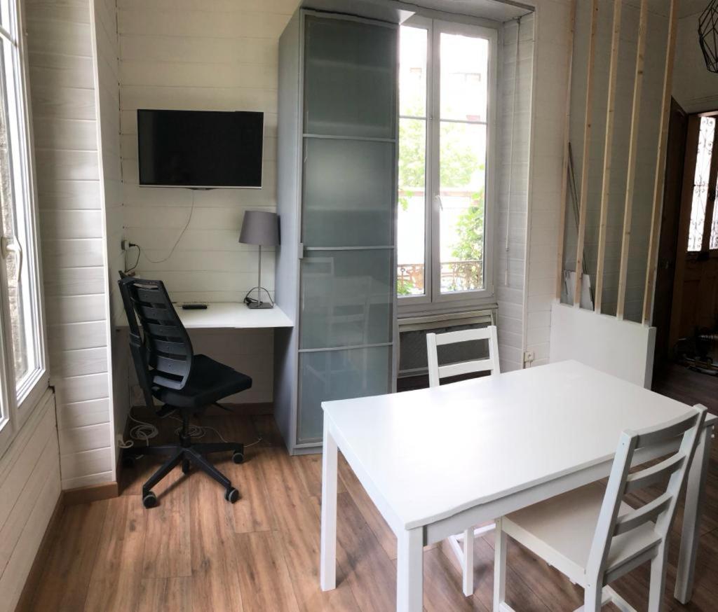 Le Coeur, Studio Central Refait A Neuf, Au Calme Besancon Luaran gambar