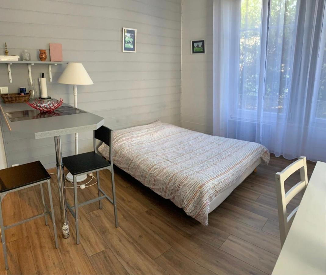 Le Coeur, Studio Central Refait A Neuf, Au Calme Besancon Luaran gambar
