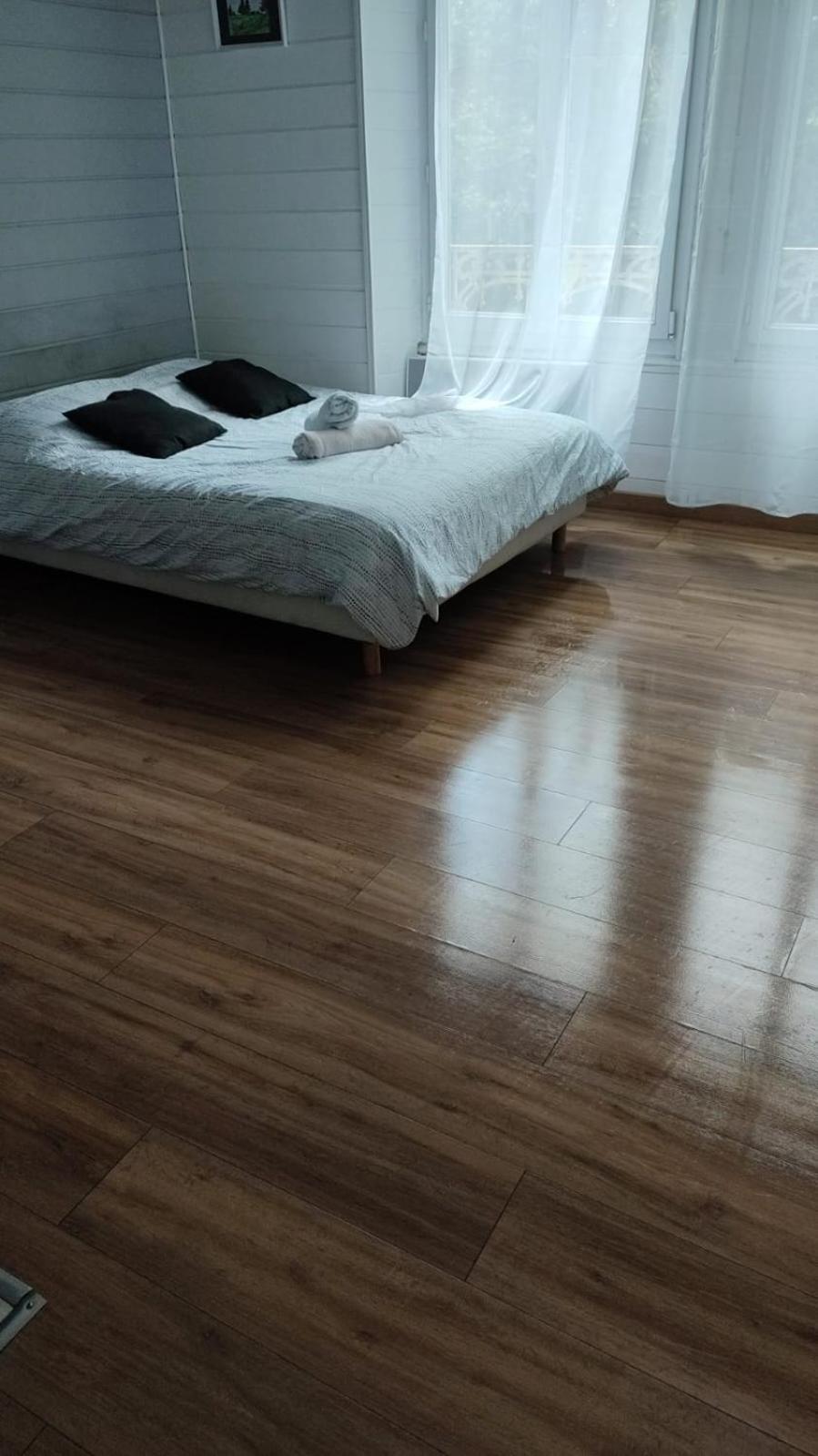 Le Coeur, Studio Central Refait A Neuf, Au Calme Besancon Luaran gambar